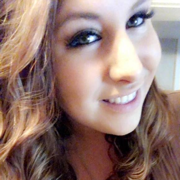 Meet your Posher, Alexandria - Picture 1 of 1